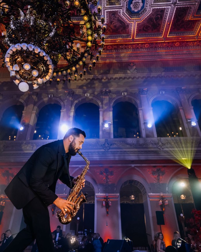 Saxofonista BURYSAX při vystoupení